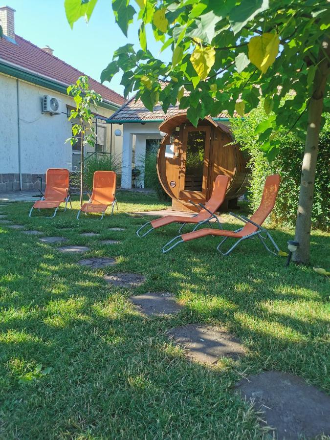 Zso-Ze Apartman Tiszafüred Dış mekan fotoğraf